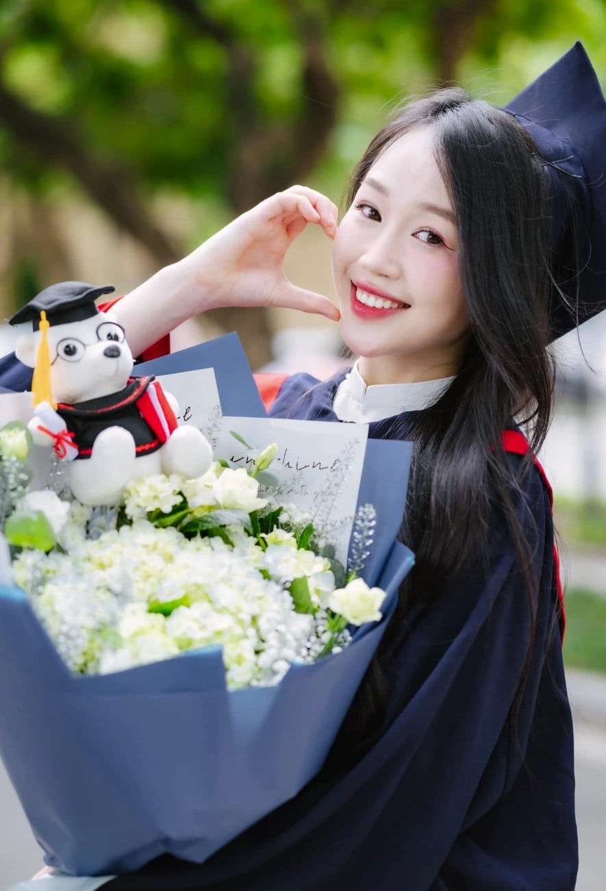 Mỹ nhân sinh năm 2002 có thành tích học tập ấn tượng. (Ảnh: SV)