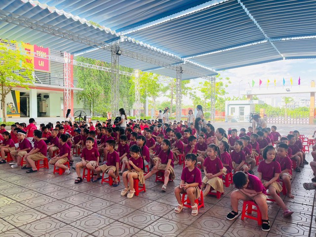 Năm 2026, tuyển sinh đầu cấp nổi bật với điểm mới là xét tuyển theo nơi cư trú. Ảnh minh họa: THPDA