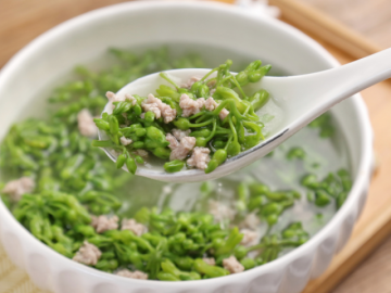 Loại rau dân dã thơm lừng, mùa hè nấu canh ăn thanh nhiệt, giải độc, mát rười rượi, ngọt ngon ai cũng mê