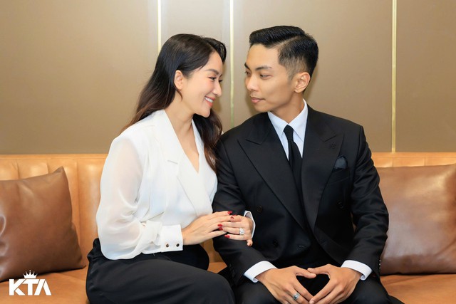 Phan Hiển dành tình cảm trân trọng, ngọt ngào cho vợ.
