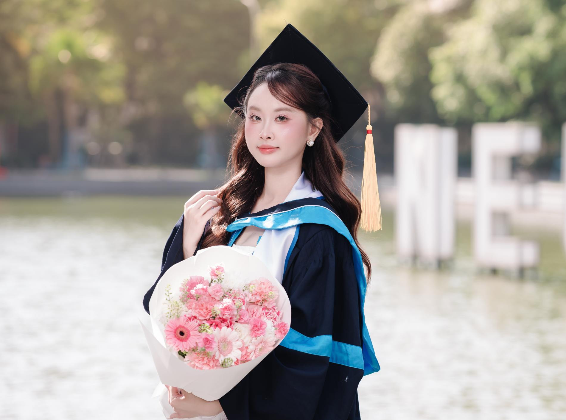 Trần Thị Châu Anh, tốt nghiệp ngành Luật Kinh tế
