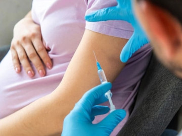 3 vaccine quan trọng nên tiêm khi mang thai