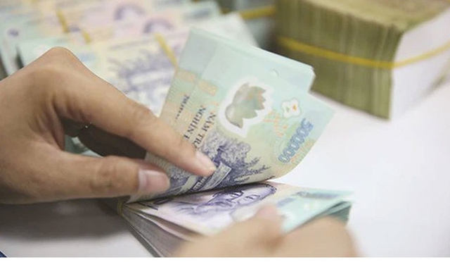 Theo quy định, tiền lương làm căn cứ đóng bảo hiểm xã hội bắt buộc thấp nhất bằng mức tham chiếu và cao nhất bằng 20 lần mức tham chiếu tại thời điểm đóng. Ảnh minh họa: TL