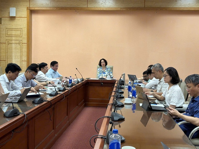 Bộ Y tế họp trực tuyến về công tác giám sát, phòng chống bệnh do virus Ebola