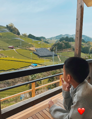 Sống trong biệt thự triệu đô 3 mặt tiền, Tăng Thanh Hà vẫn cho con dùng đồ bình dân, được cộng đồng mạng nể phục cách dạy con - 4