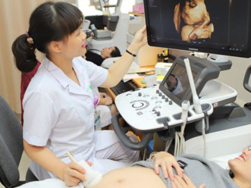 Nắng nóng, mẹ bầu cần làm gì để bảo vệ sức khỏe thai kỳ?