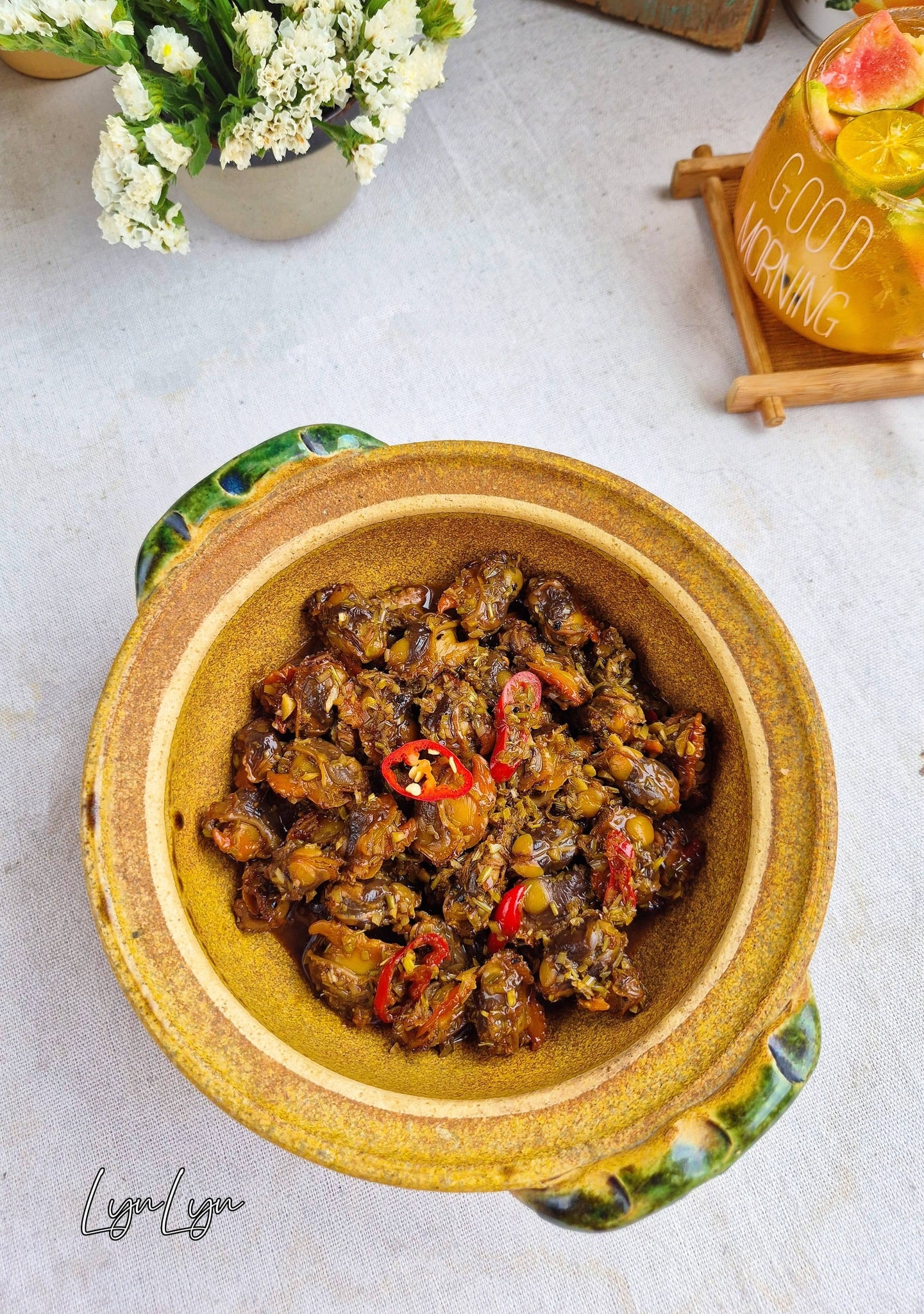 Loại hải sản bên ngoài xù xì, bên trong thịt ngon dai, đem nướng, xào hay kho đều thơm ngon hấp dẫn - 3