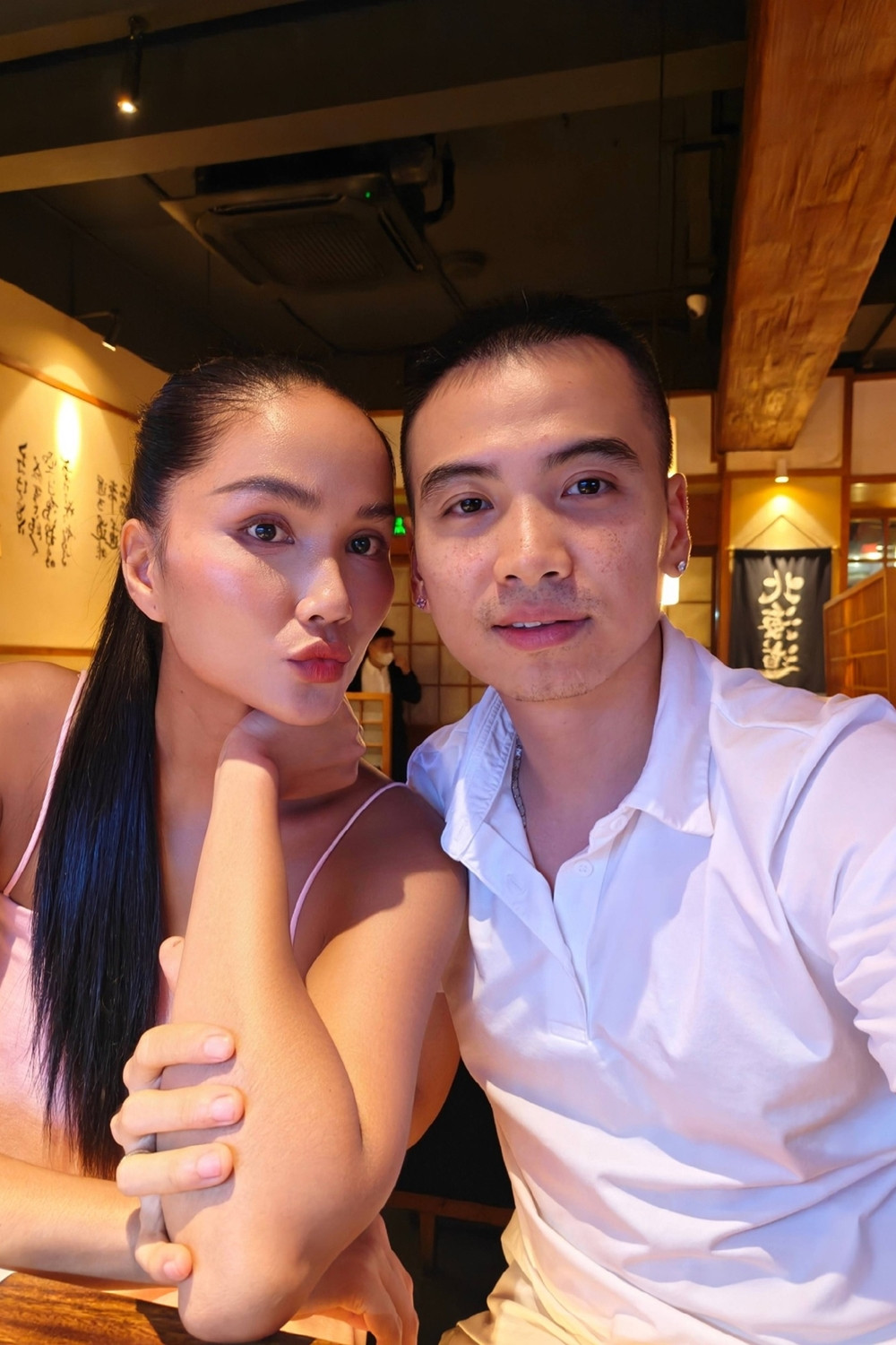 Góc khuất hôn nhân của hoa hậu Hamp;#39;Hen Niê và chồng nhiếp ảnh - 1