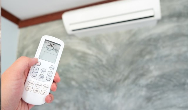 Khi bật Fan, điều hòa chỉ chạy quạt gió, máy nén được nghỉ ngơi. Nhờ đó, động cơ bên trong không bị quá tải, hạn chế hỏng hóc và giúp máy bền hơn.
