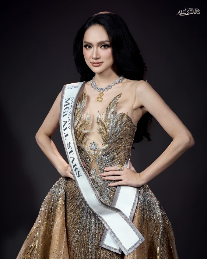 Hương Giang đạt danh hiệu á hậu 2 MGI All Stars.