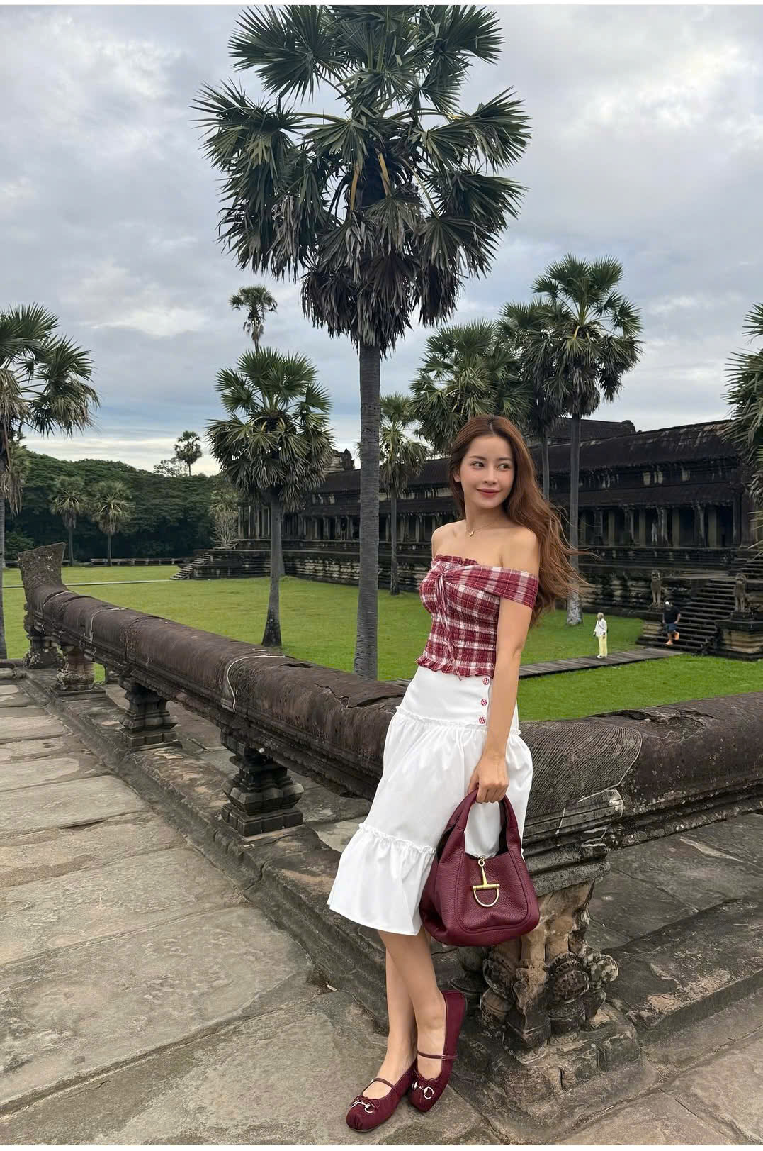 3 nguyên tắc vàng giúp nữ ca sĩ amp;#34;ăn gianamp;#34; chiều cao như 1,7m mà không cần đeo amp;#34;cà kheoamp;#34; như Hoà Minzy - 9