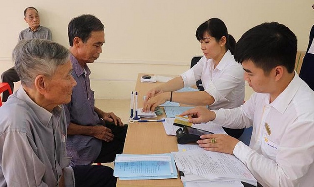 Đối với những người không có lương hưu, khoản trợ cấp hằng tháng không đơn thuần là một khoản tiền, mà là điểm tựa an sinh mang lại nhiều giá trị thiết thực. Ảnh minh họa: TL