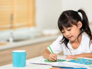 Không cần học thêm nhiều, trẻ vẫn có thể trở thành học sinh giỏi nếu duy trì 3 thói quen này