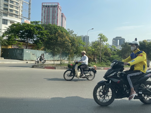 Theo dự báo thời tiết, từ ngày 12/6 Hà Nội lại xảy ra nắng nóng. Ảnh: T.H