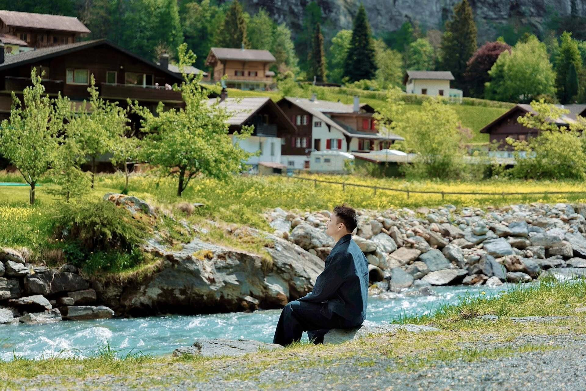 Ngôi làng Lauterbrunnen đẹp như tranh ở Thụy Sĩ