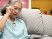 Yêu con - Tuổi già đắng chát: Con trai trả hơn 300 triệu để mẹ thôi sống cùng gia đình