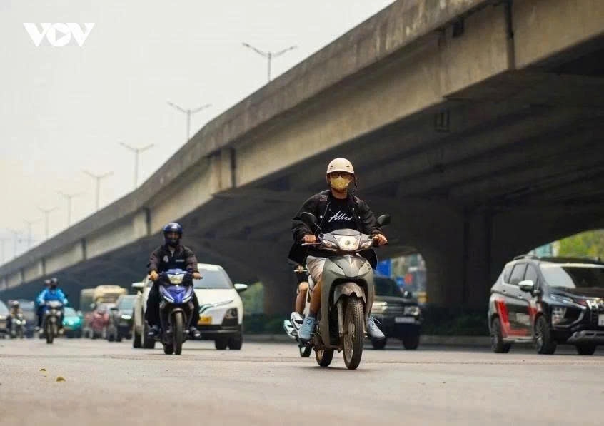 Ngày 12/6, khu vực Hà Nội và các tỉnh Bắc Bộ duy trì hình thái thời tiết đan xen giữa nắng và mưa dông (Ảnh minh họa)