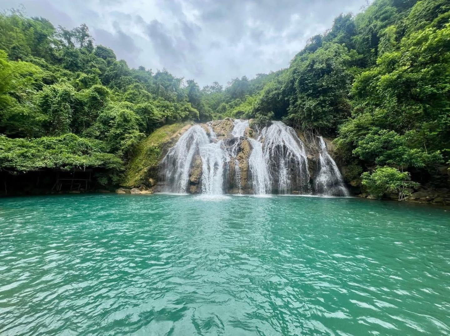 Khung cảnh xanh mát, đẹp hoang sơ ở thác Tà Puồng