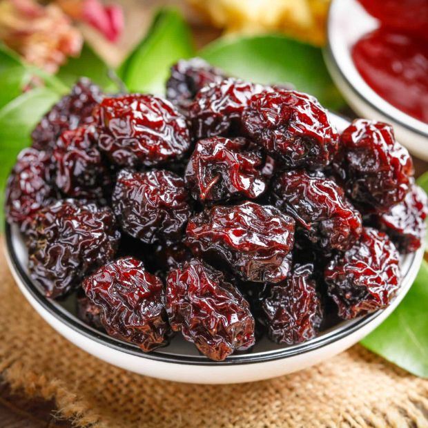 Mận khô có giá trị dinh dưỡng và nhiều lợi ích sức khỏe không nên bỏ qua.