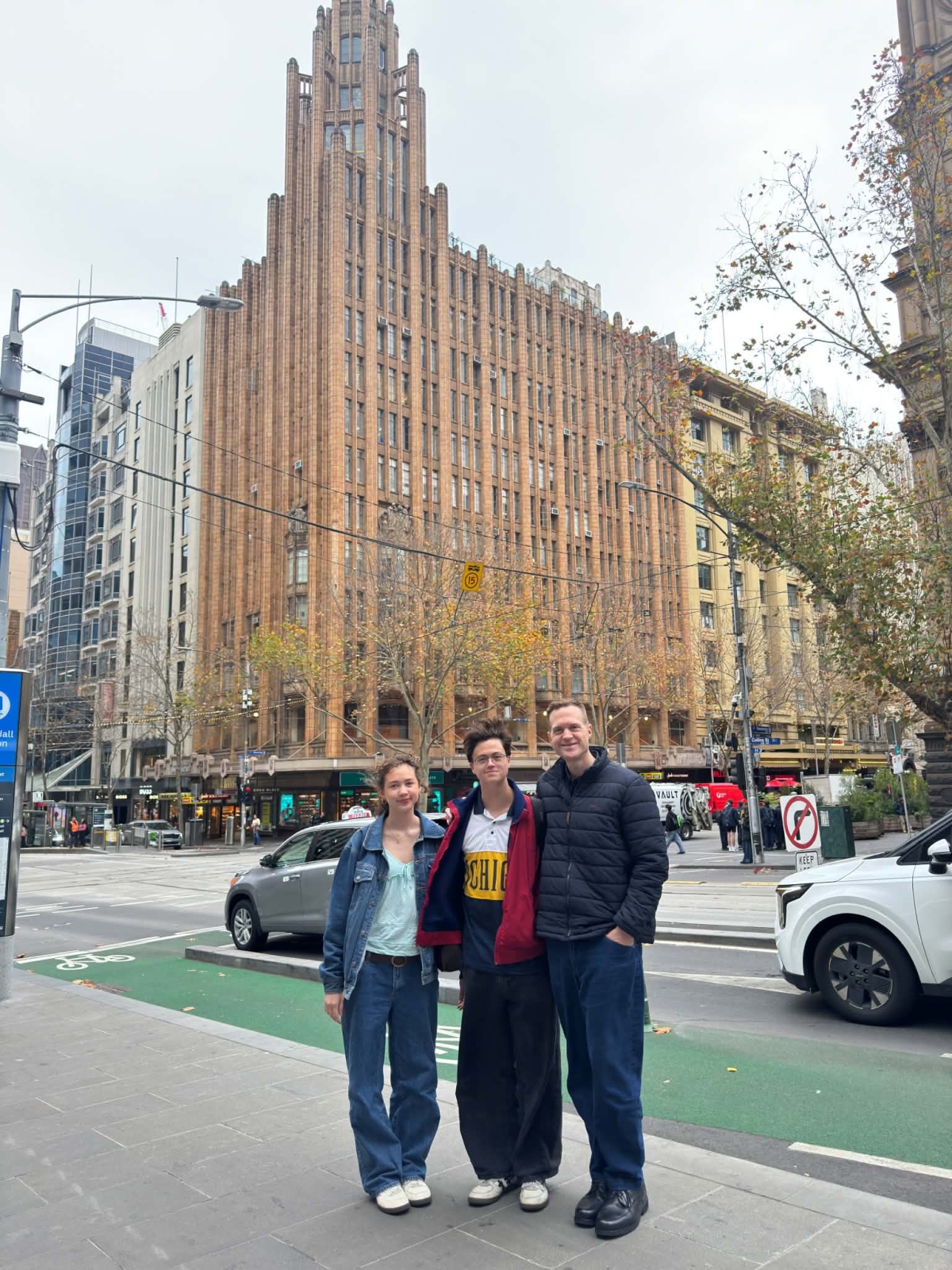 Vợ chồng Ngọc Nga sang Australia thăm con trai - 7