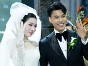 Giải trí - Đám cưới cầu thủ Văn Thanh, cô dâu công khai có con gái riêng