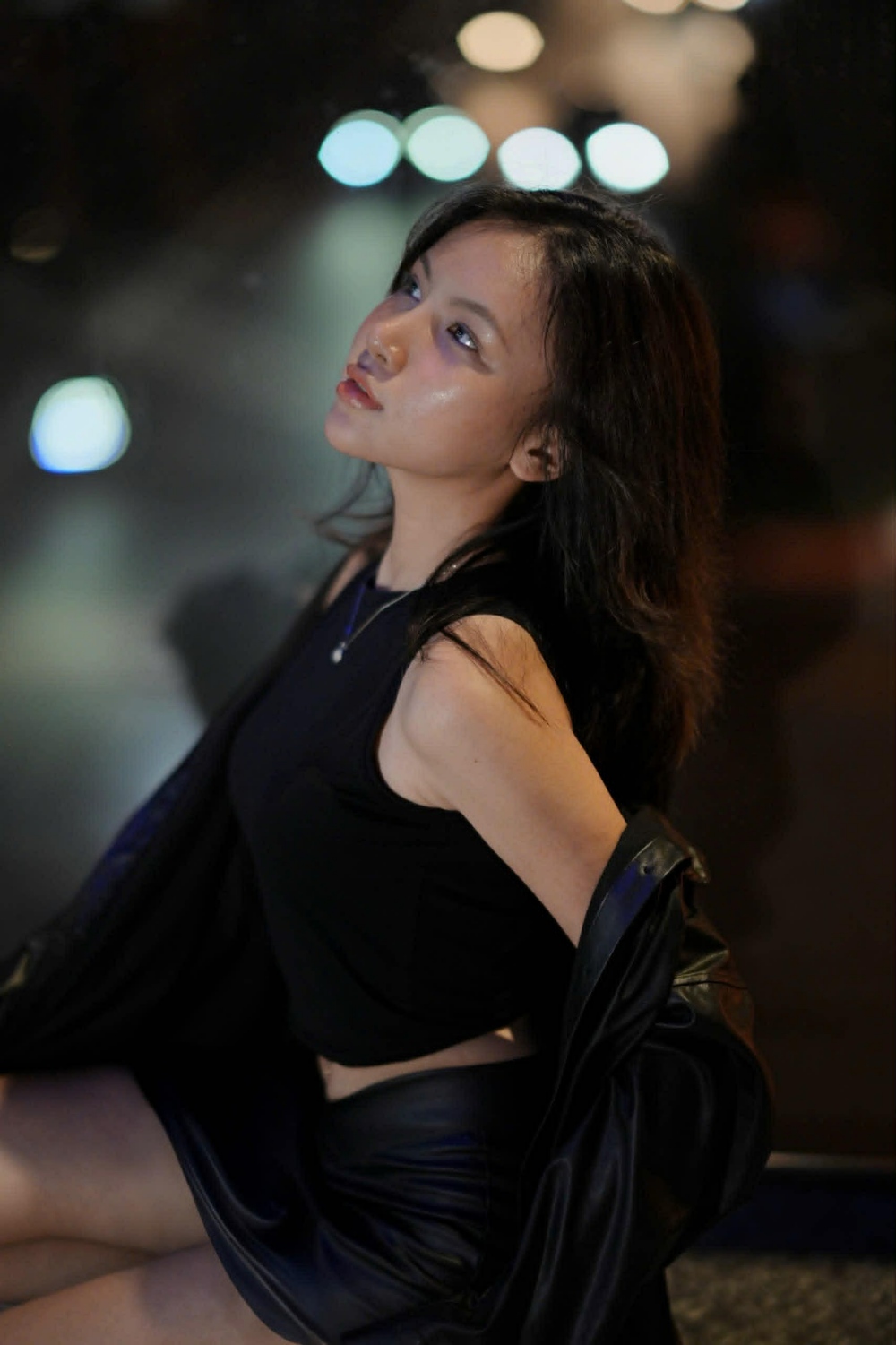 Ngoài thời gian học tập trên giảng đường, Thu Trúc còn làm công việc bán thời gian là người mẫu ảnh và đạo diễn catwalk.