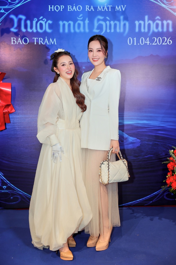 Á hậu Thụy Vân.