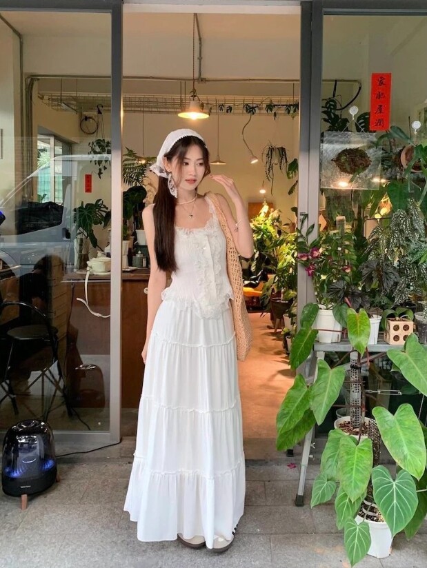 Nghỉ lễ đi du lịch không cần mang cả tủ đồ, chỉ cần 3 outfit này lên hình amp;#34;sống ảoamp;#34; cực đẹp, đi đâu cũng được - 2