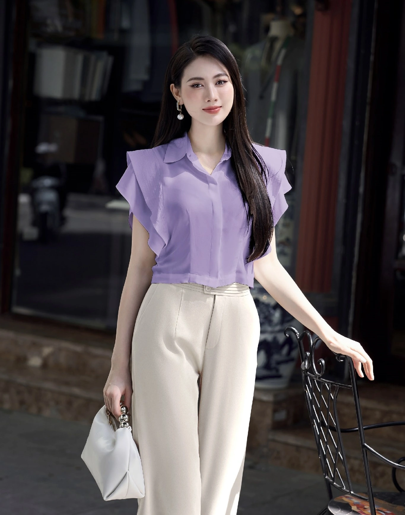 4 mẫu áo che bắp tay mỡ đáng sắm nhất mùa Hè, chống nắng tốt, diện kiểu gì cũng xinh - 8