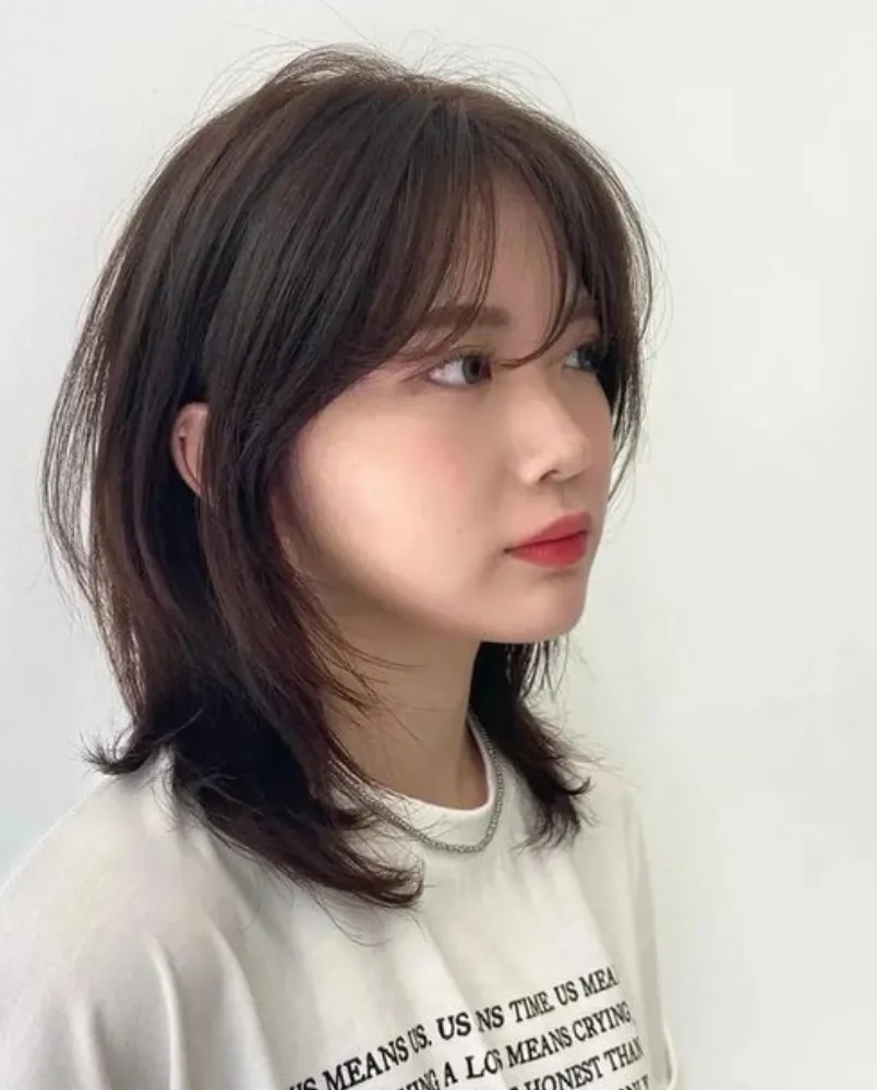 4 kiểu tóc dù chẳng làm gì cũng đẹp, vừa trẻ trung vừa không tốn thời gian tạo kiểu, chải chuốt - 3