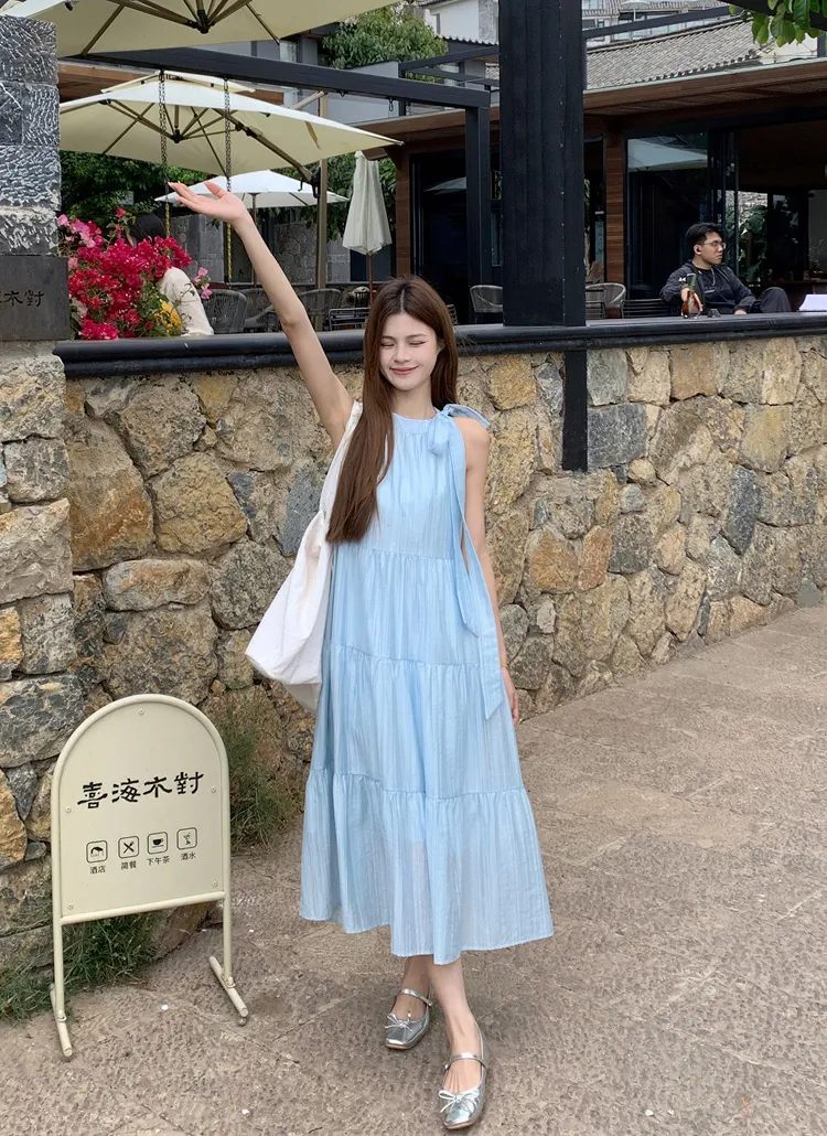 Năm nay mua váy cứ chọn 4 gam màu này, mặc lên là sang xịn, tôn dáng đỉnh cao lại chẳng lo lỗi mốt - 8