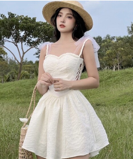 6 kiểu váy Hè amp;#34;hack dángamp;#34;, giúp nàng 1m55 trông như cao thêm cả chục phân lại thon gọn bất ngờ - 3