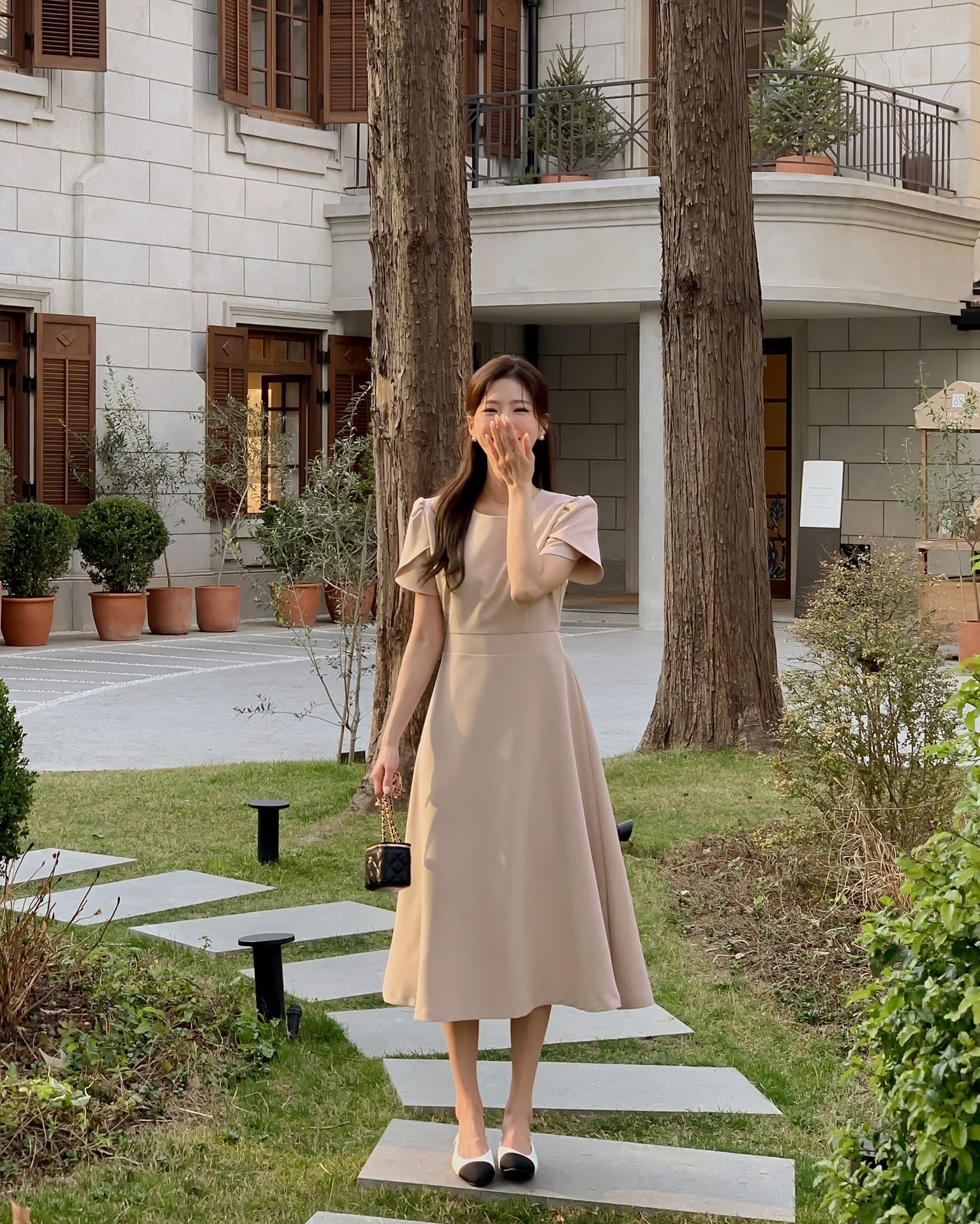 6 kiểu váy Hè amp;#34;hack dángamp;#34;, giúp nàng 1m55 trông như cao thêm cả chục phân lại thon gọn bất ngờ - 15