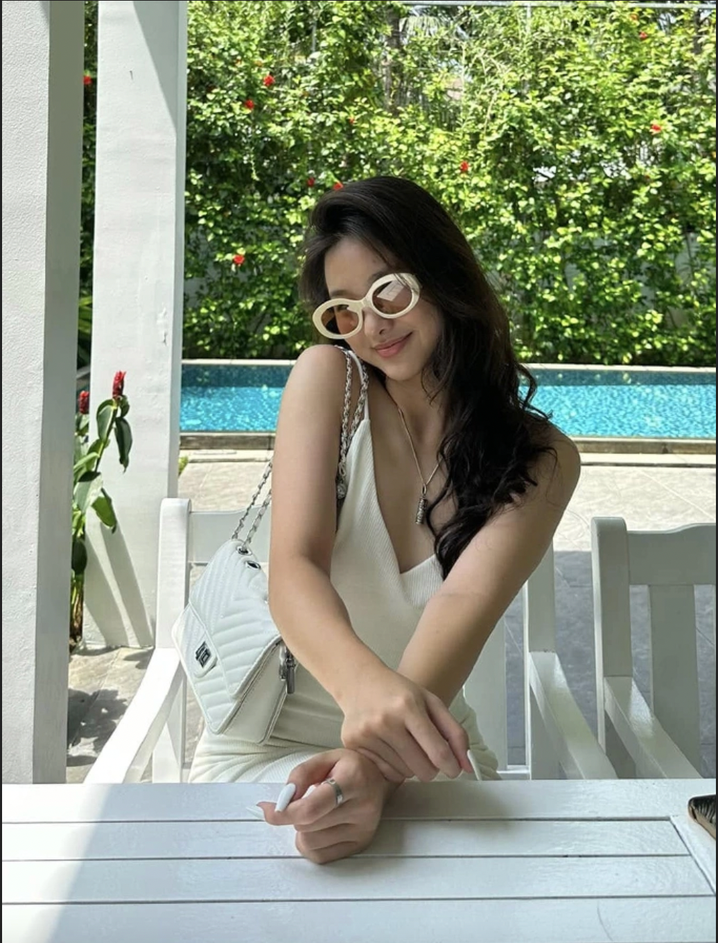 Con gái amp;#34;hoa khôi bóng chuyềnamp;#34; Kim Huệ thừa hưởng gen mẹ, 13 tuổi đã cao gần 1m70, mặt xinh như hoa, bắp tay săn chắc - 19
