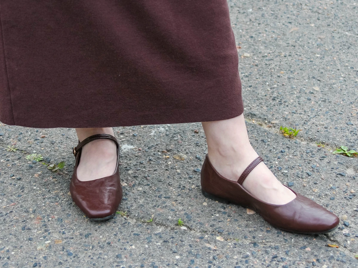 Bắp chân to có thể do bạn chọn sai giày: 6 kiểu càng đi chân càng thô, nhiều chị em vẫn diện mỗi ngày - 4