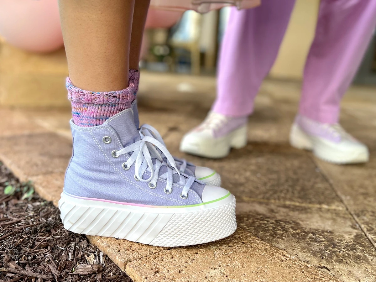 Bắp chân to có thể do bạn chọn sai giày: 6 kiểu càng đi chân càng thô, nhiều chị em vẫn diện mỗi ngày - 5