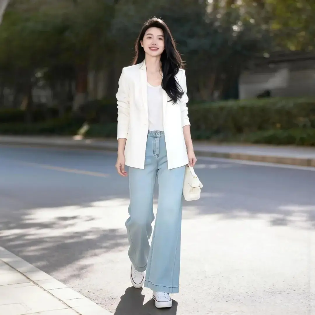 Chỉ cần 1 chiếc áo thun trắng trong tủ đồ, tôi phối ra gần chục kiểu sành điệu khiến ai cũng xin công thức - 2