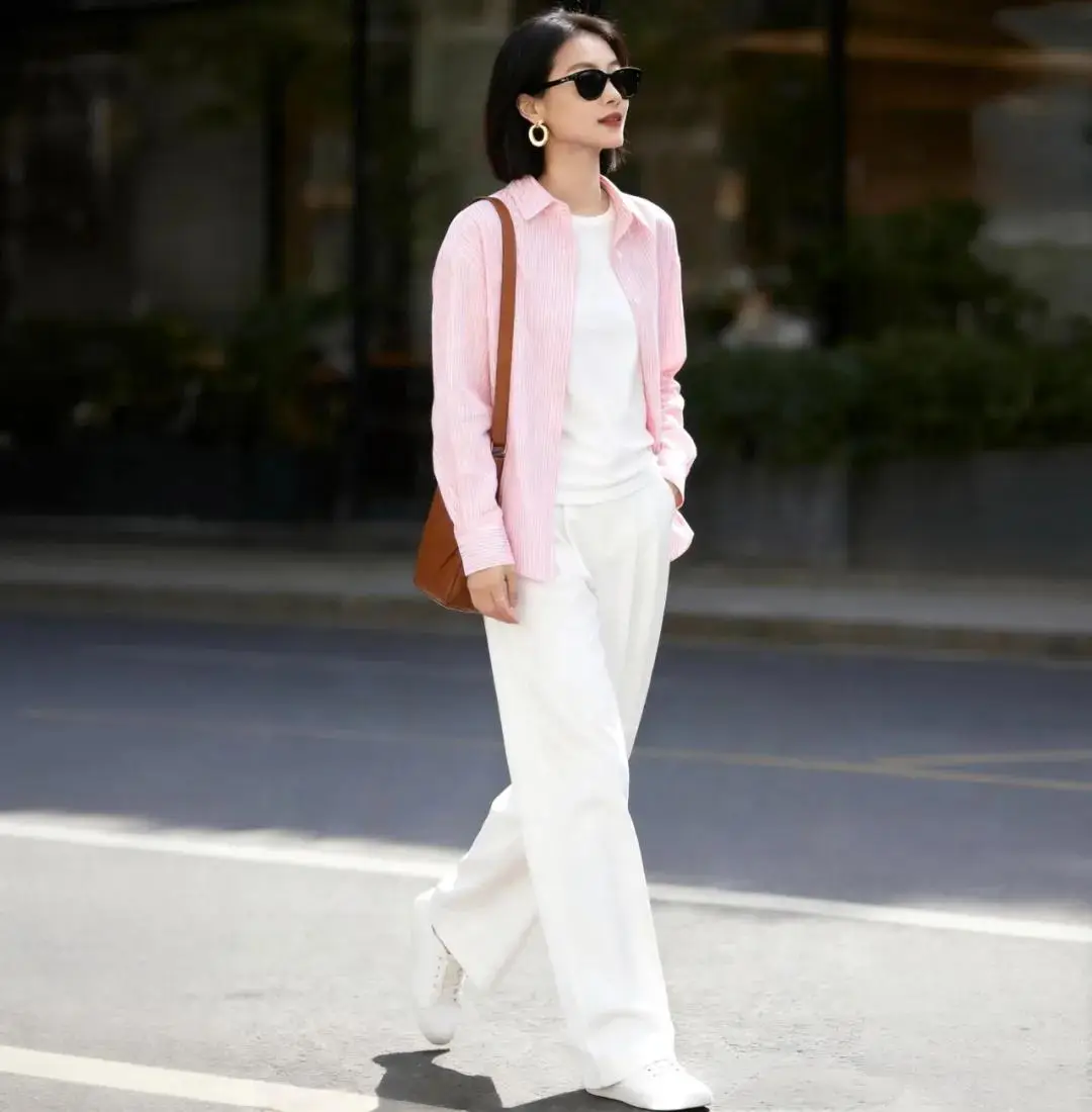 Chỉ cần 1 chiếc áo thun trắng trong tủ đồ, tôi phối ra gần chục kiểu sành điệu khiến ai cũng xin công thức - 14