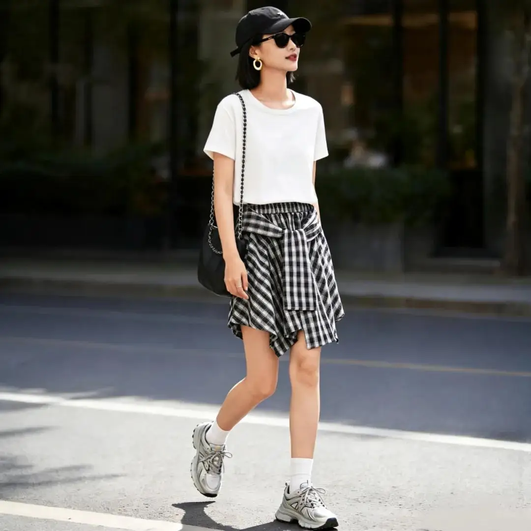 Chỉ cần 1 chiếc áo thun trắng trong tủ đồ, tôi phối ra gần chục kiểu sành điệu khiến ai cũng xin công thức - 12