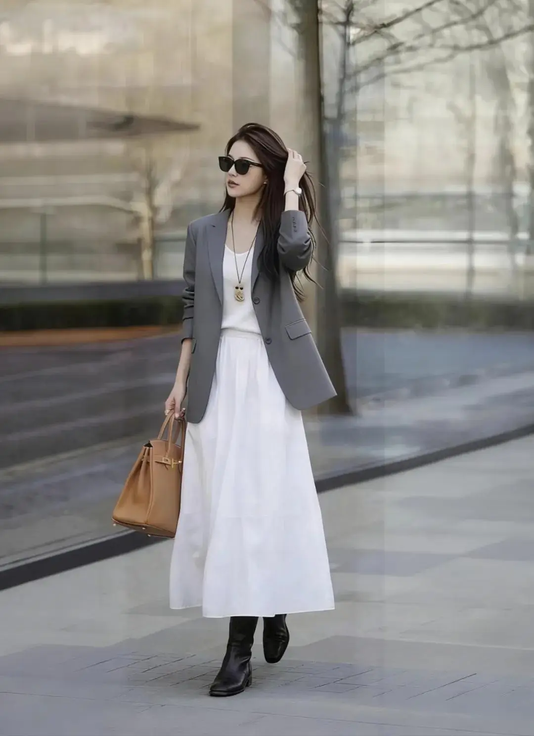 Chỉ cần 1 chiếc áo thun trắng trong tủ đồ, tôi phối ra gần chục kiểu sành điệu khiến ai cũng xin công thức - 6