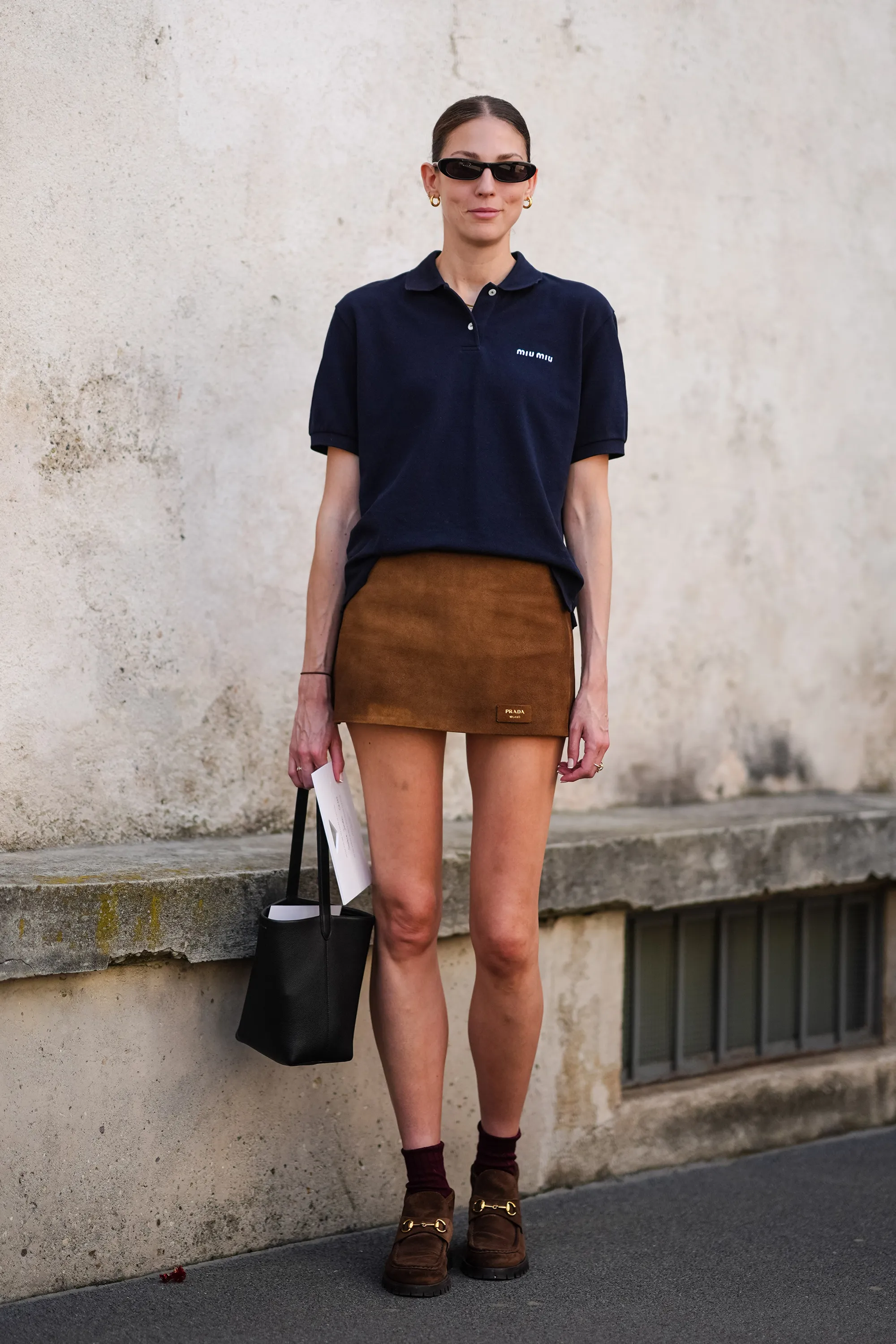 Thanh lịch hơn áo phông và thoải mái hơn sơ mi, đây là kiểu áo dù bạn mặc thế nào cũng trông như giới amp;#34;giàu ngầmamp;#34; - 6