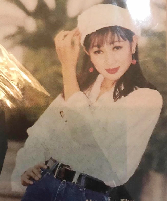 amp;#34;Cô thư ký xinh đẹpamp;#34; là hoa khôi nức tiếng, sinh 2 con cho chồng đại gia vẫn đẹp mê hoặc, U50 có vòng eo 58cm - 2