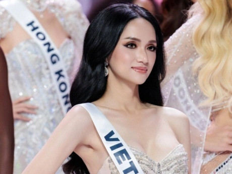 Chủ tịch Miss Universe Vietnam bỏ bản quyền vì cuộc thi "bất công với Hương Giang"