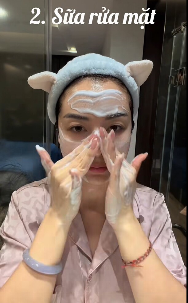 Hoa hậu đẹp bậc nhất Vbiz hé lộ 8 bước giữ da không tỳ vết tuổi 40, thiếu 1 bước này coi như đổ bể hết - 5