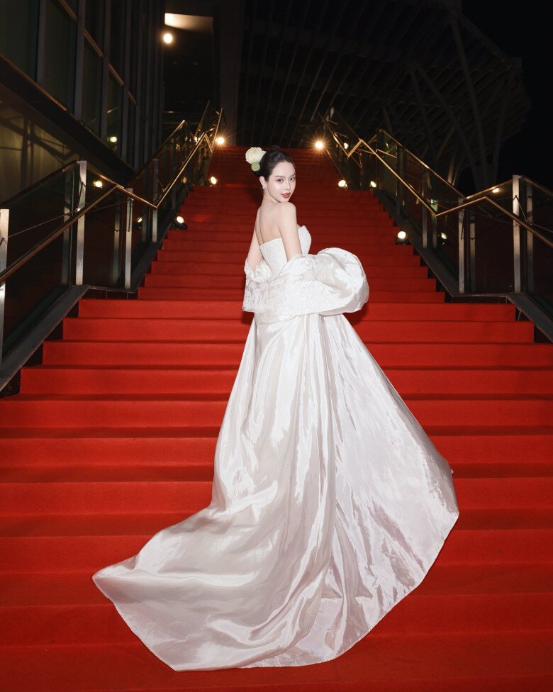 Hoa hậu Việt Nam sở hữu vẻ ngoài amp;#34;không góc chếtamp;#34;, từ gương mặt đến body đều đỉnh cao, lọt top đẹp nhất thế giới - 21