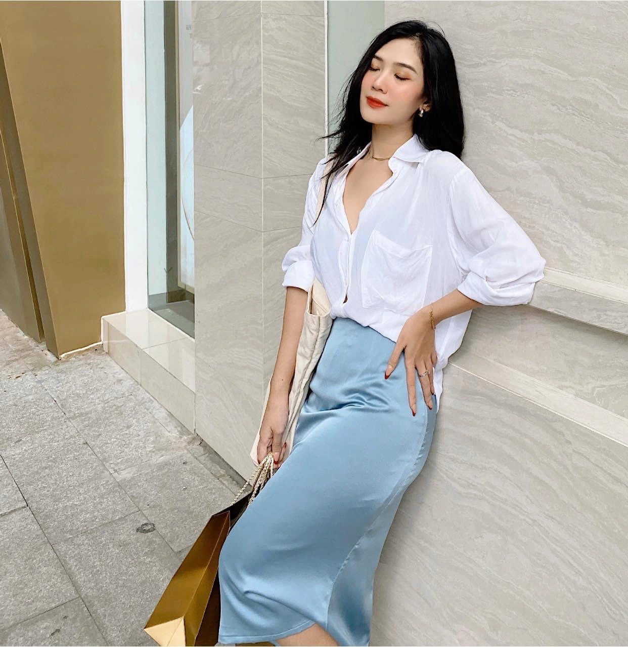 U40 không muốn bị gọi là amp;#34;bà côamp;#34;: Hãy bớt mặc đen trắng và xám, chuyển sang 4 màu này amp;#34;hackamp;#34; tuổi rõ rệt - 11