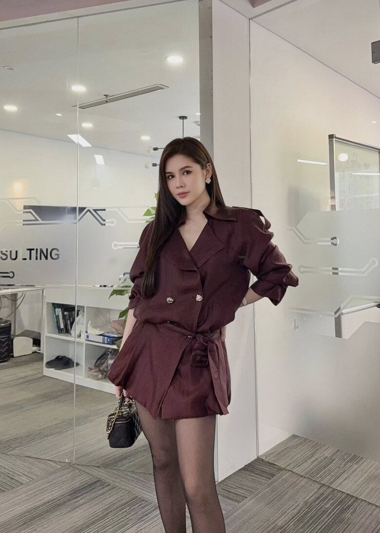 amp;#34;Nữ thần công sở” mới nổi của Vbiz mặc gì cũng tôn dáng, kéo chân, là amp;#34;sách giáo khoaamp;#34; phối đồ cho nàng văn phòng - 4