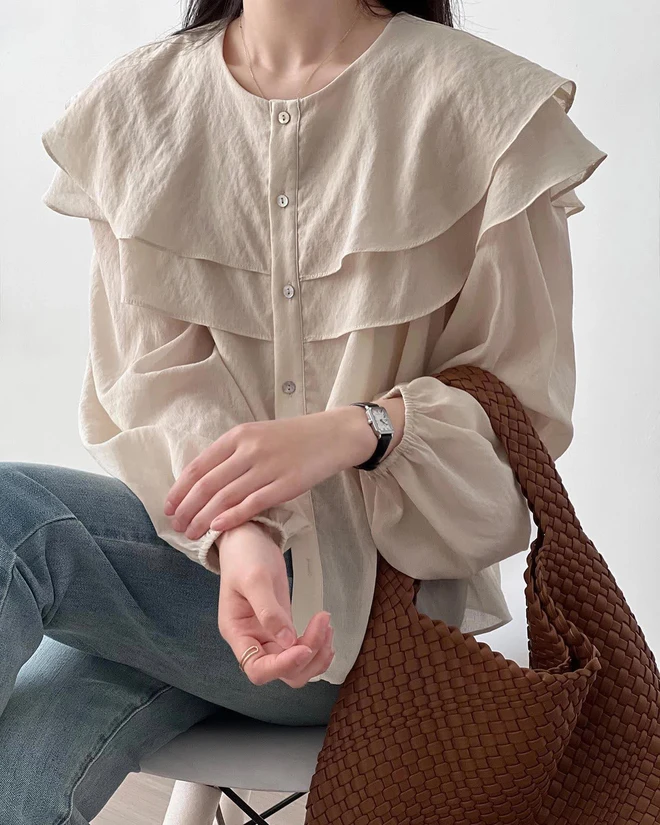 4 mẫu áo che bắp tay mỡ đáng sắm nhất mùa Hè, chống nắng tốt, diện kiểu gì cũng xinh - 4