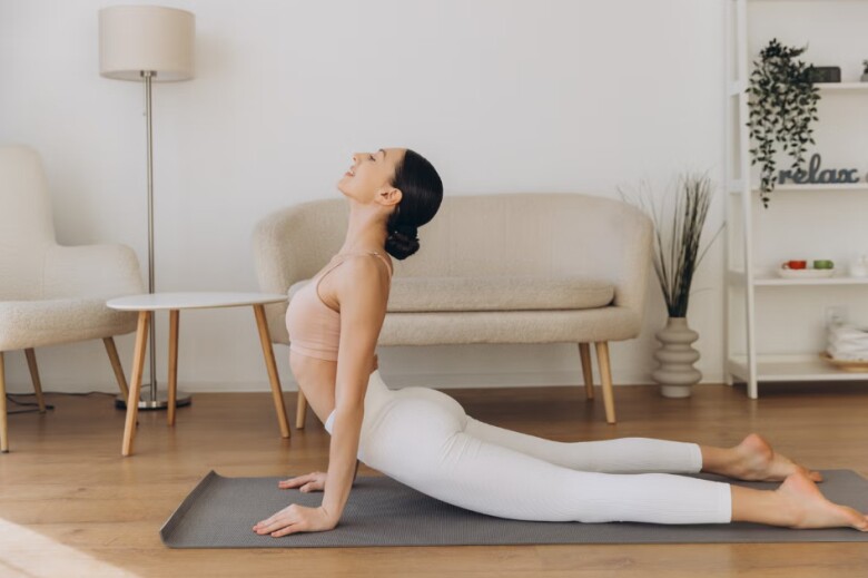 Nhiều người vẫn phân vân không biết nên tập yoga buổi sáng hay buổi tối để giảm cân hiệu quả hơn.