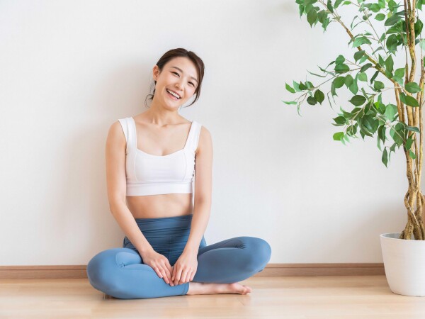 Tập yoga sáng hay tối tốt hơn? Đây là “khung giờ vàng” giúp đốt mỡ hiệu quả, giữ dáng và làm chậm lão hóa - 5